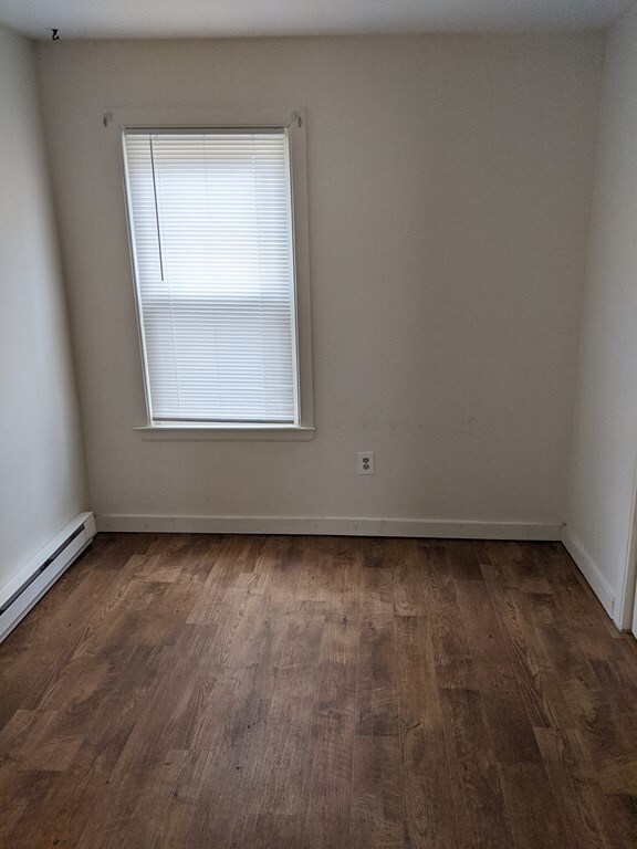 82 Willow St unit 2, Clinton, MA 01510 - photo 7