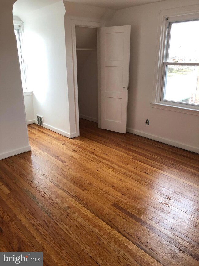 724 Fairview Rd, Swarthmore, PA 19081 - photo 4