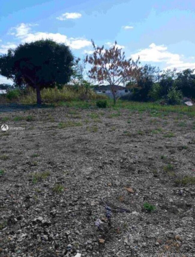 22030 122, Goulds, FL 33170 - photo 2