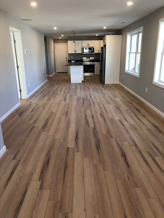 21 Brookfield St unit 1, Lawrence, MA 01843 - photo 5