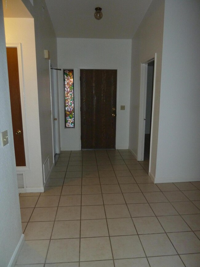 Front Entry Foyer