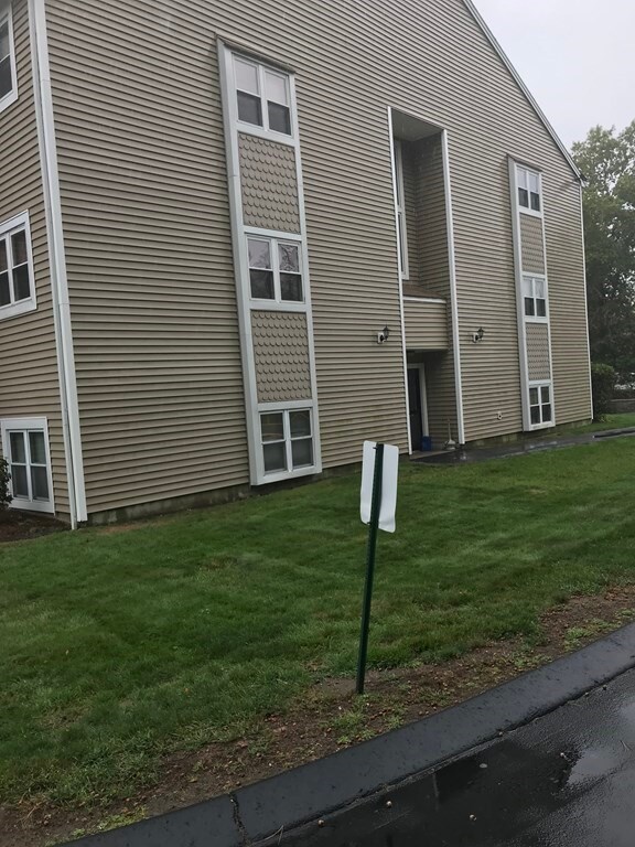 35 Longworth Ave unit 24, Brockton, MA 02301 - photo 2