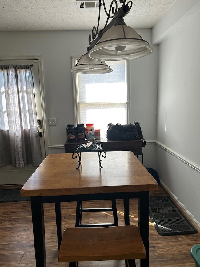 Dining Area off kitchen