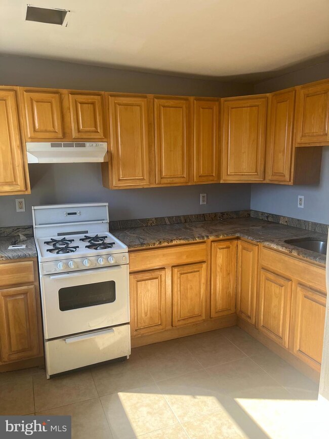 801 W Atlantic Ave unit B, Laurel Springs, NJ 08021 - photo 5