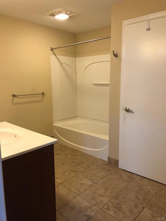 2 W Broad St unit 19, Bethlehem, PA 18018 - photo 6