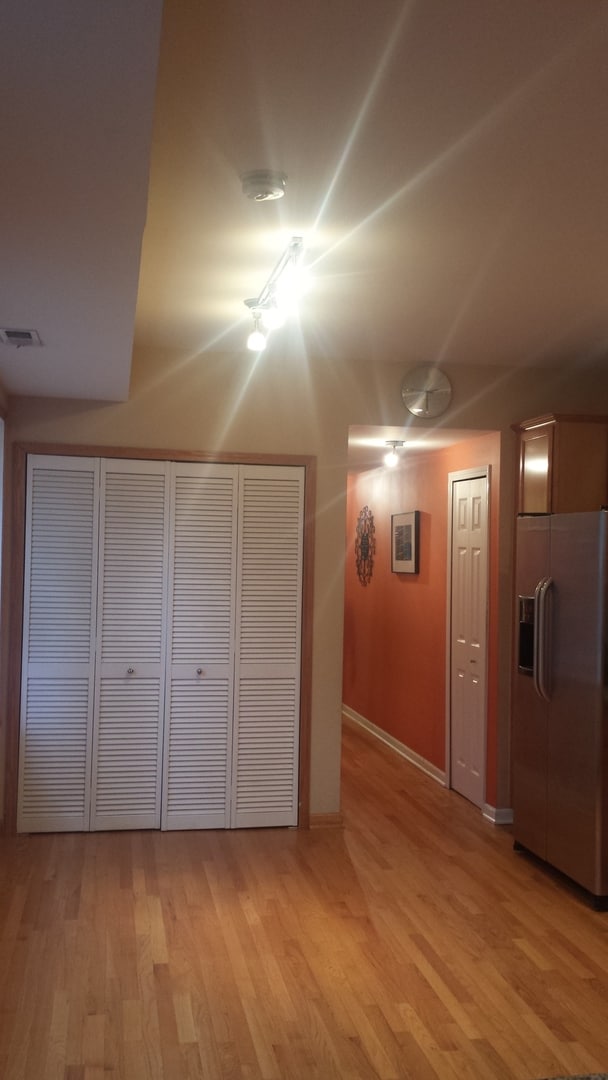 6314 N Fairfield Ave unit 1A, Chicago, IL 60659 - photo 2