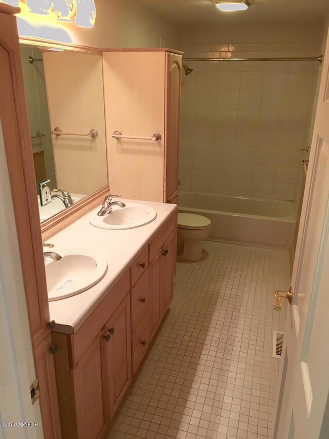 824 W 74th Ave unit 2, Anchorage, AK 99518 - photo 5