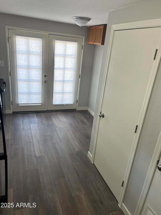 138 S 54th St unit A, Mesa, AZ 85206 - photo 3