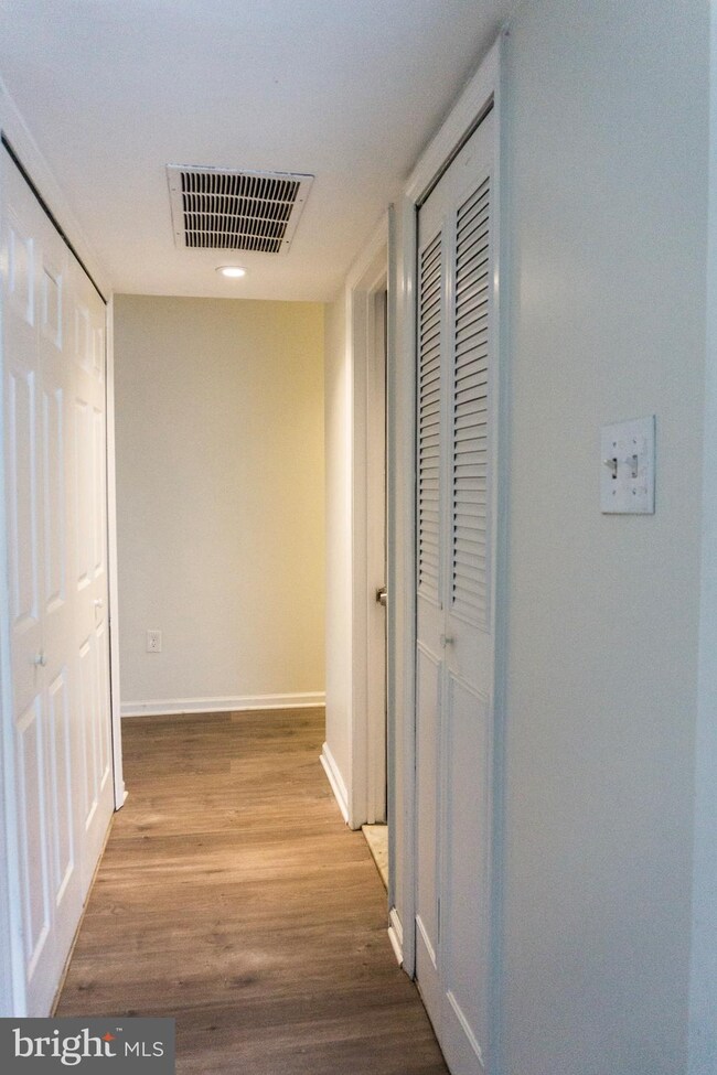 12001 Pheasant Run Dr, Laurel, MD 20708 - photo 5