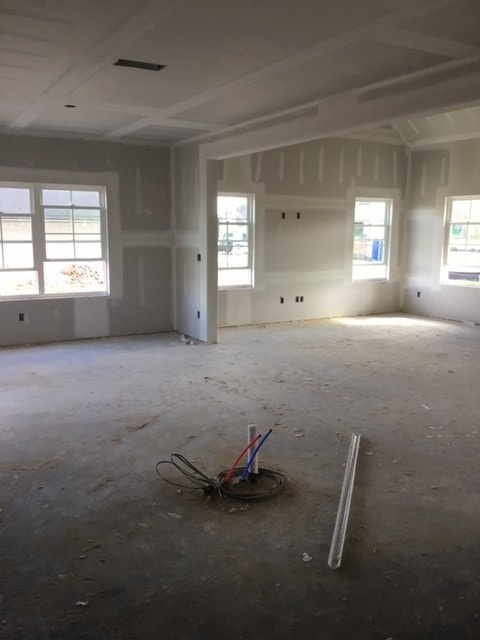 190 Blanford Cir, Manchester, TN 37355 - photo 2