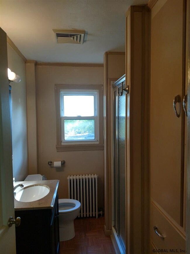 9 Phillips Rd, Rensselaer, NY 12144 - photo 6