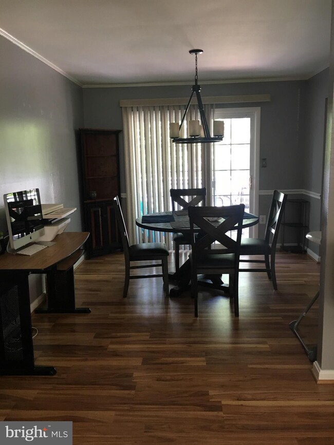 5819 Victor Dr, Sykesville, MD 21784 - photo 5