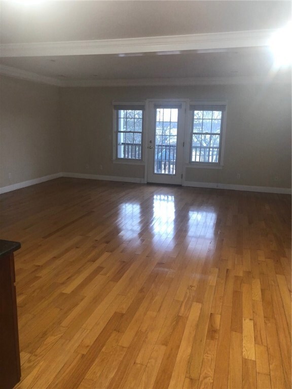 162 Thames St unit 3, Bristol, RI 02809 - photo 3