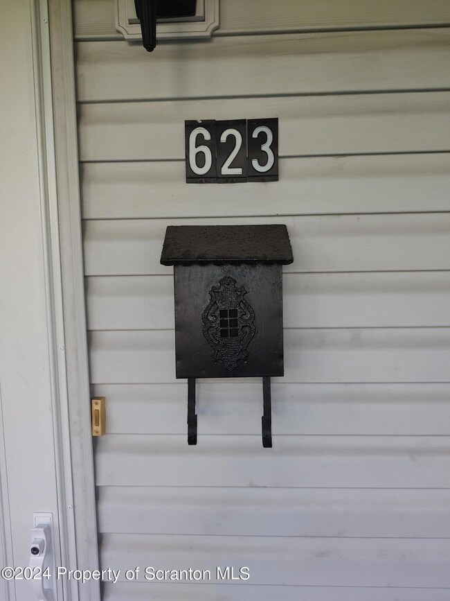 623 Harrison Ave, Scranton, PA 18510 - photo 2