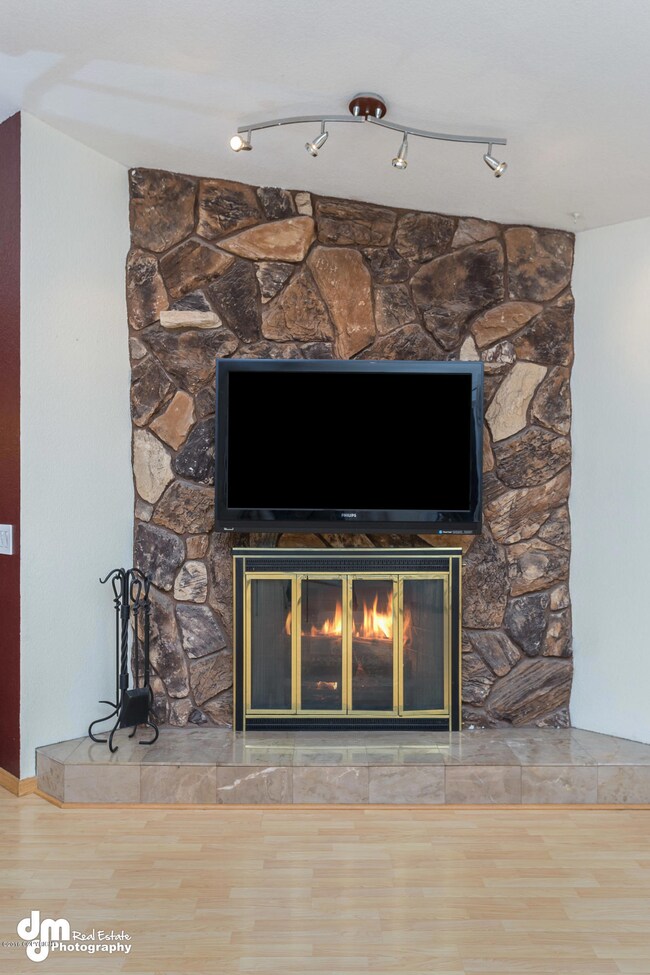 8220 E 20th Ave Anchorage AK-print-003-3