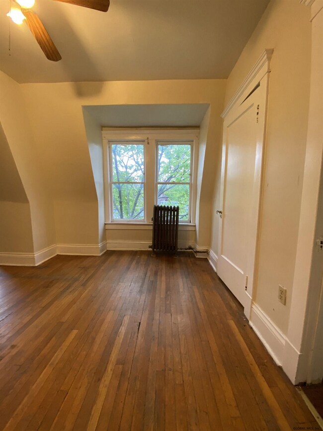 175 Jay St unit 5x, Albany, NY 12210 - photo 4