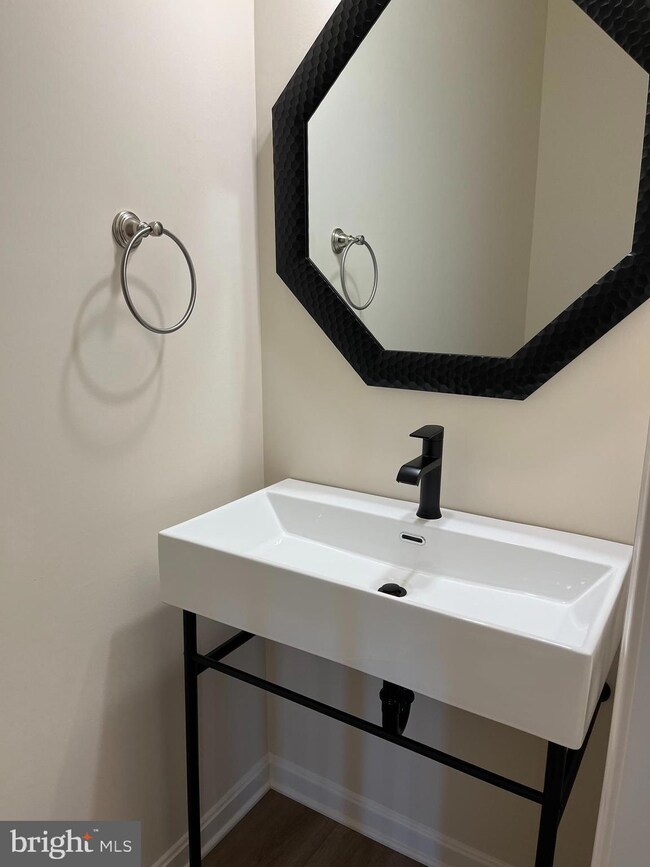 1746 Meridian Dr, Hagerstown, MD 21742 - photo 4