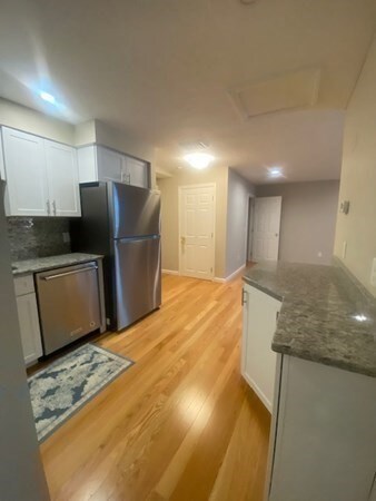 325 Plantation St unit 113, Worcester, MA 01604 - photo 5