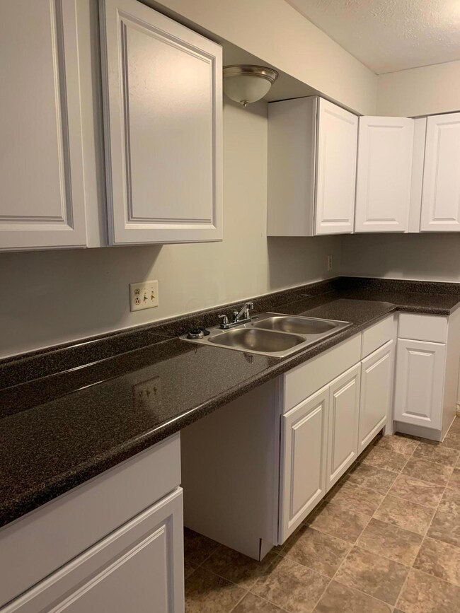 4724 Dechant Rd, Columbus, OH 43229 - photo 6