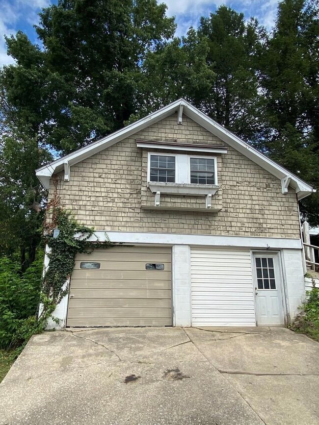 1 BR apartment