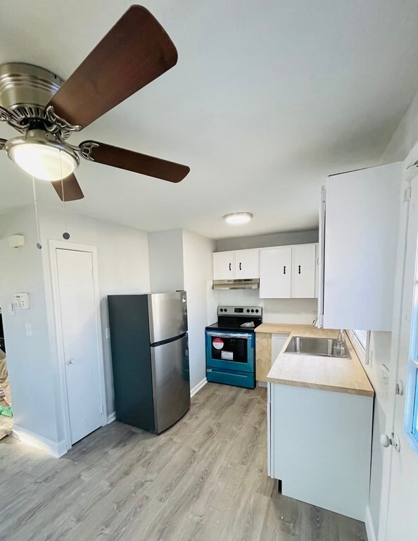 105 Parallel St unit 107, Springfield, MA 01104 - photo 4