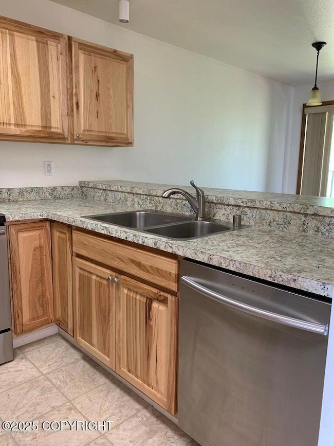 8050 Pioneer Dr unit 1001, Anchorage, AK 99504 - photo 3