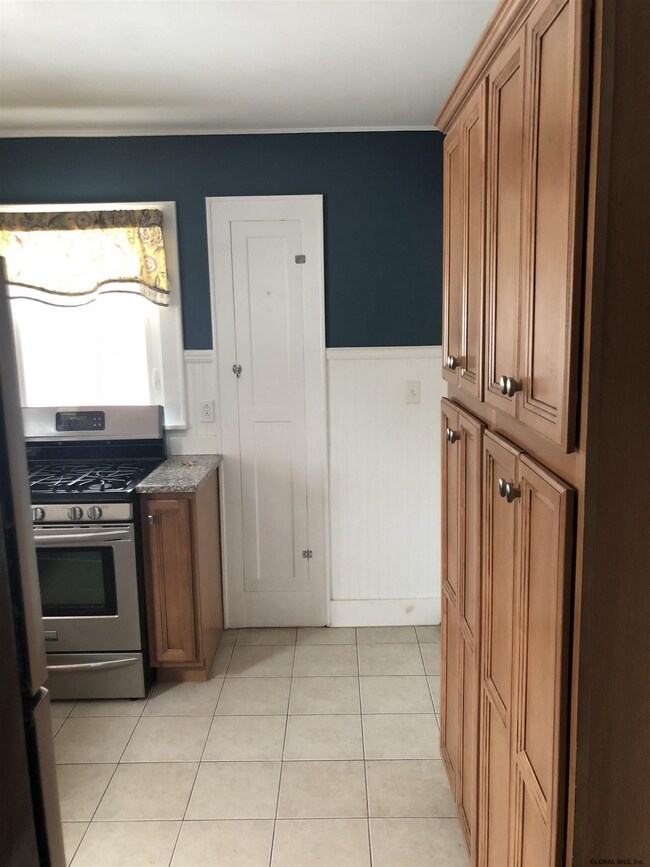 36 Cooper Ave, Troy, NY 12180 - photo 6