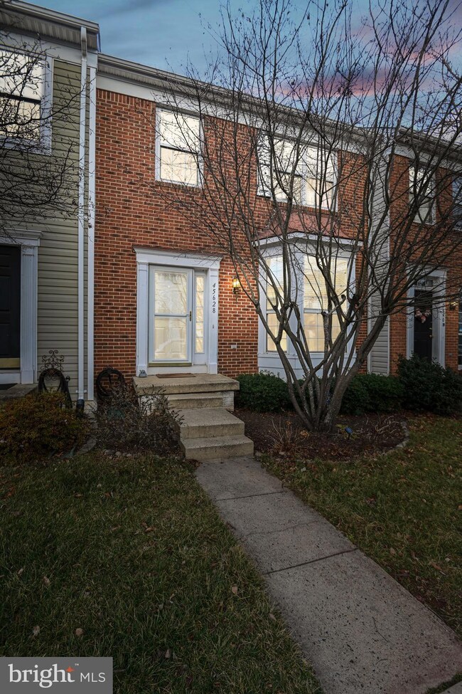 45628 Waterloo Station Square, Sterling, VA 20166 - photo 3