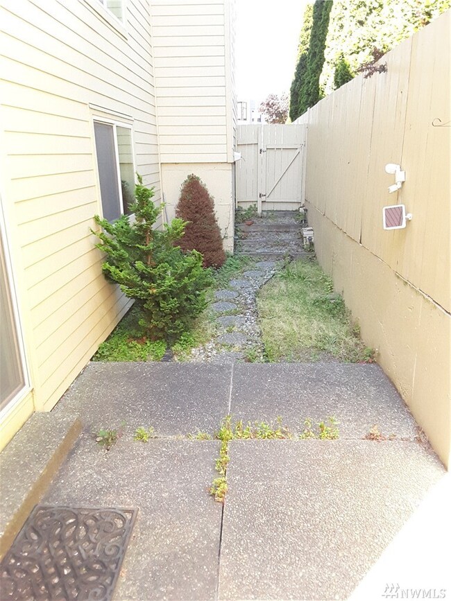 200 James St unit 108, Edmonds, WA 98020 - photo 5