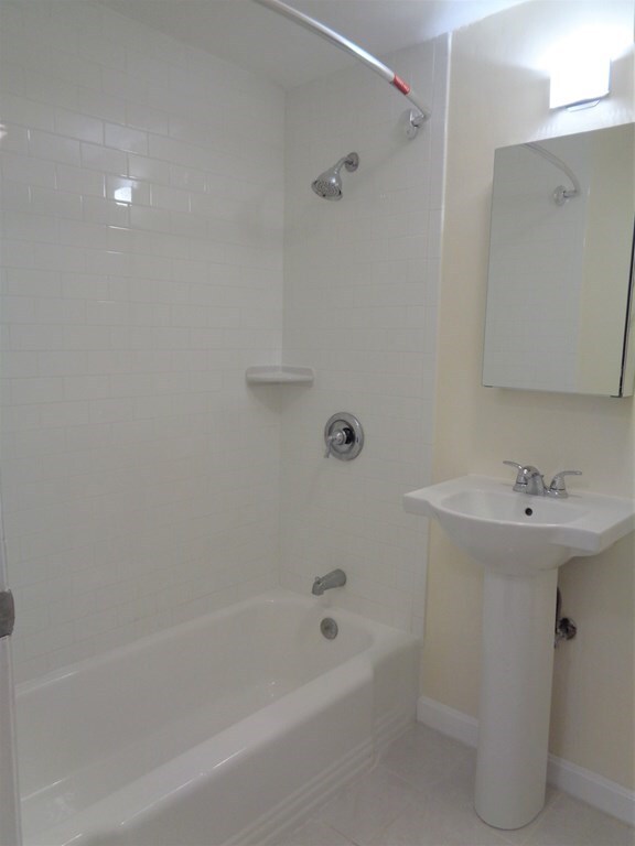 553 Brookline Ave unit 3, Brookline, MA 02445 - photo 3