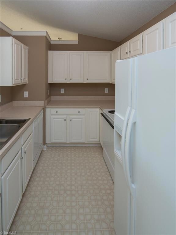 131 Ivy Glen Ct unit 131, Winston Salem, NC 27127 - photo 7