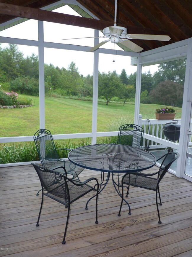 Screened-in porch