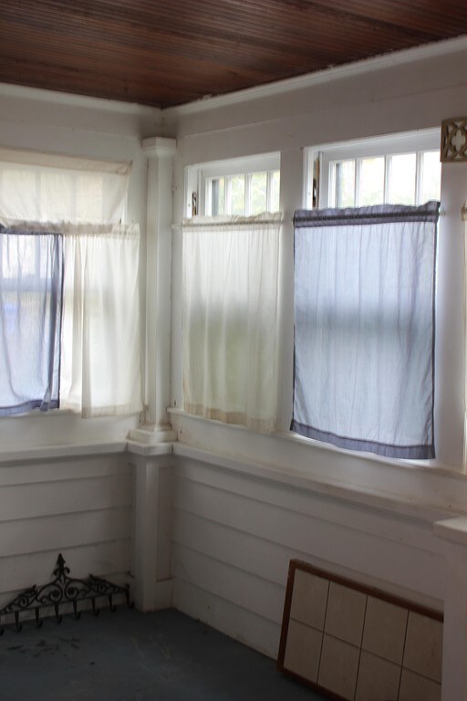 148 Denver St, Springfield, MA 01109 - photo 3