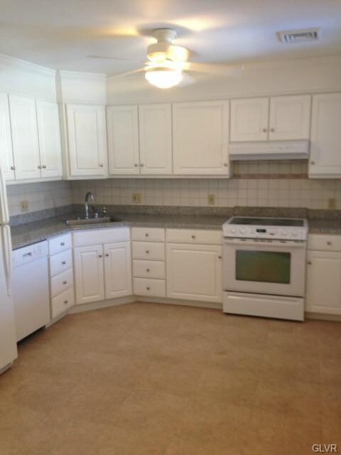 251 Spring St unit B, Bethlehem, PA 18018 - photo 4