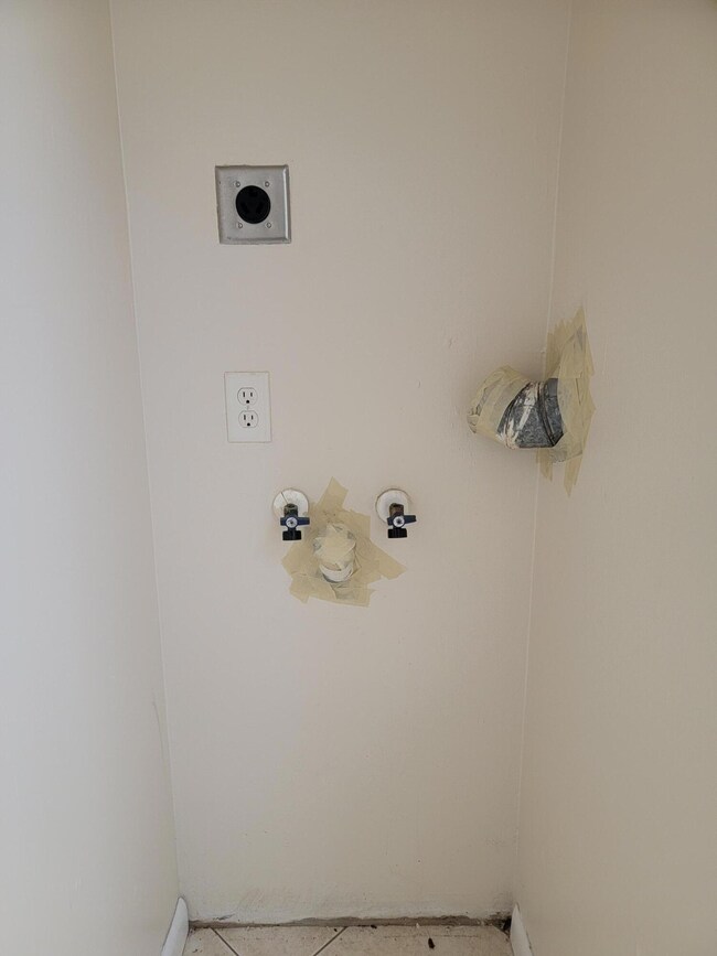 2005 Oleander Blvd unit D, Fort Pierce, FL 34950 - photo 6