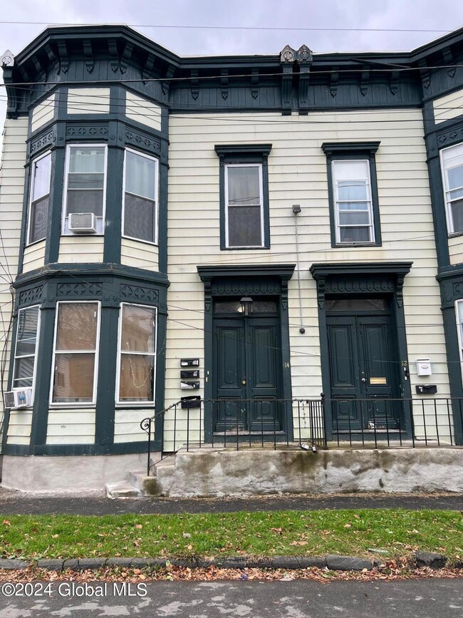 12 113th St unit 14, Troy, NY 12182 - photo 5