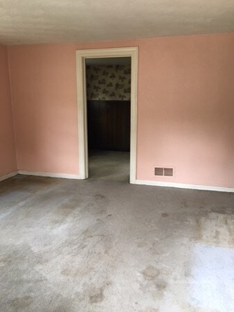 421 Forest St, Rockland, MA 02370 - photo 3