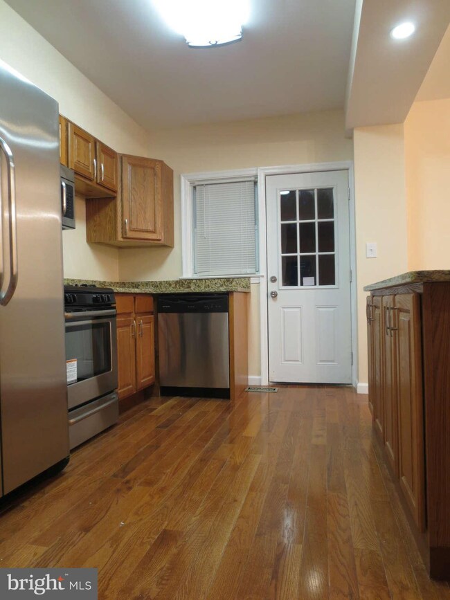 5801 The Alameda, Baltimore, MD 21239 - photo 3