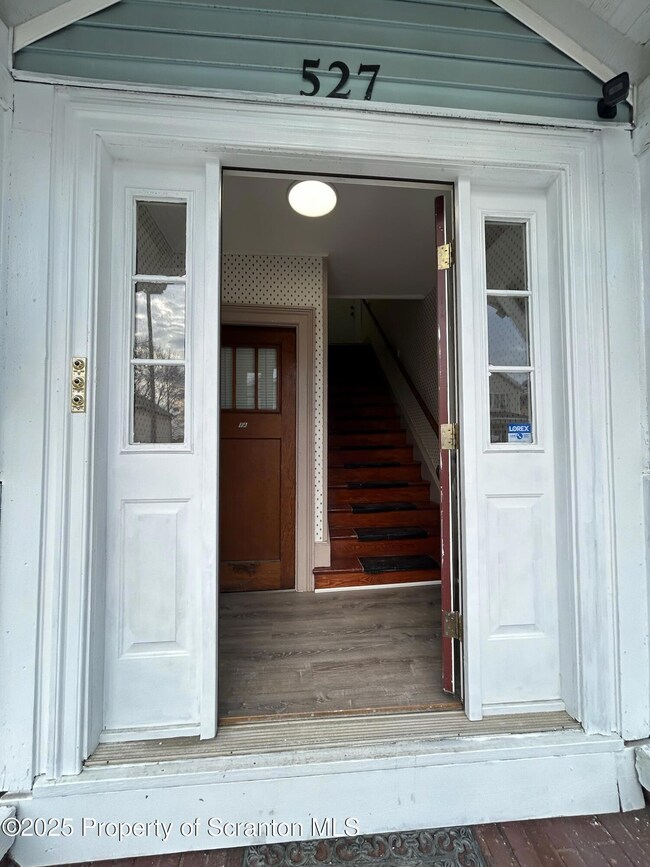 527 Willow St unit 2B, Scranton, PA 18505 - photo 3