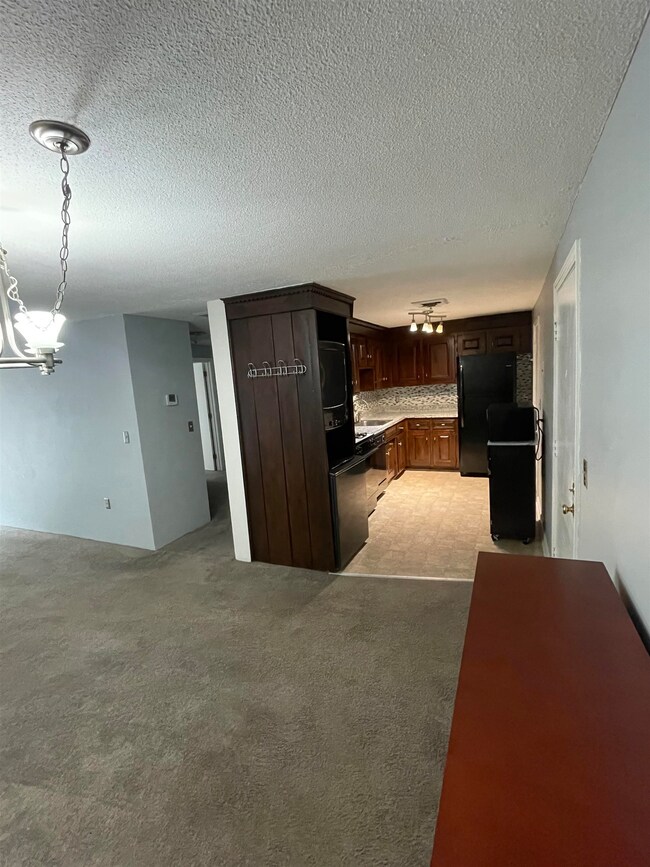 148 Cannongate Rd unit 3, Nashua, NH 03063 - photo 4