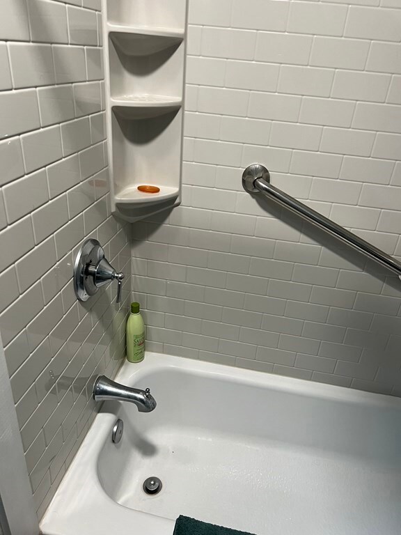 47 University Rd unit 3, Brookline, MA 02445 - photo 7