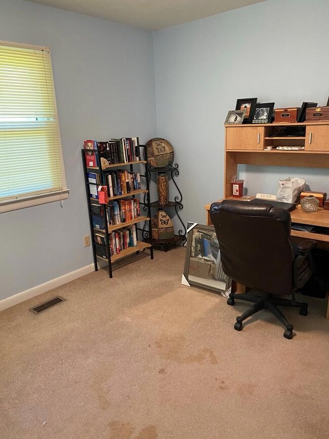 1723 Pollard Rd, Walling, TN 38587 - photo 7