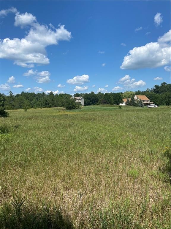 1620 E Park Creek Rd, Washington, WI 54742 - photo 2