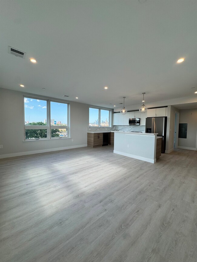 40 Center St unit 403, Jersey City, NJ 07302 - photo 3