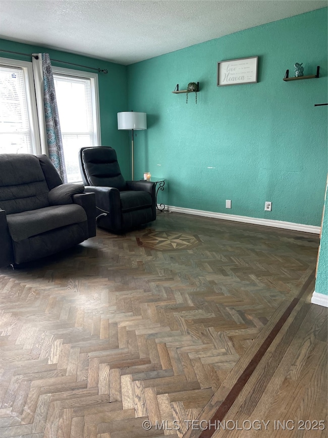 2829 E 44th Place N, Tulsa, OK 74110 - photo 2