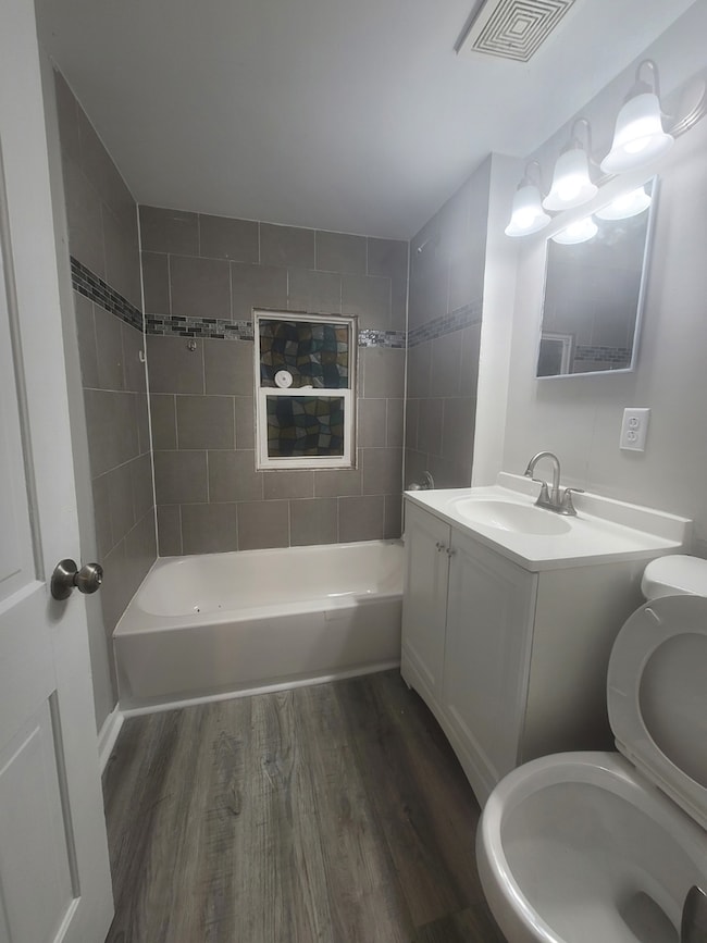 506 S Lasalle St, Aurora, IL 60505 - photo 2