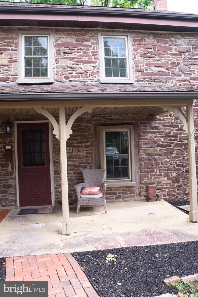 1017 W Broad St, Quakertown, PA 18951 - photo 5