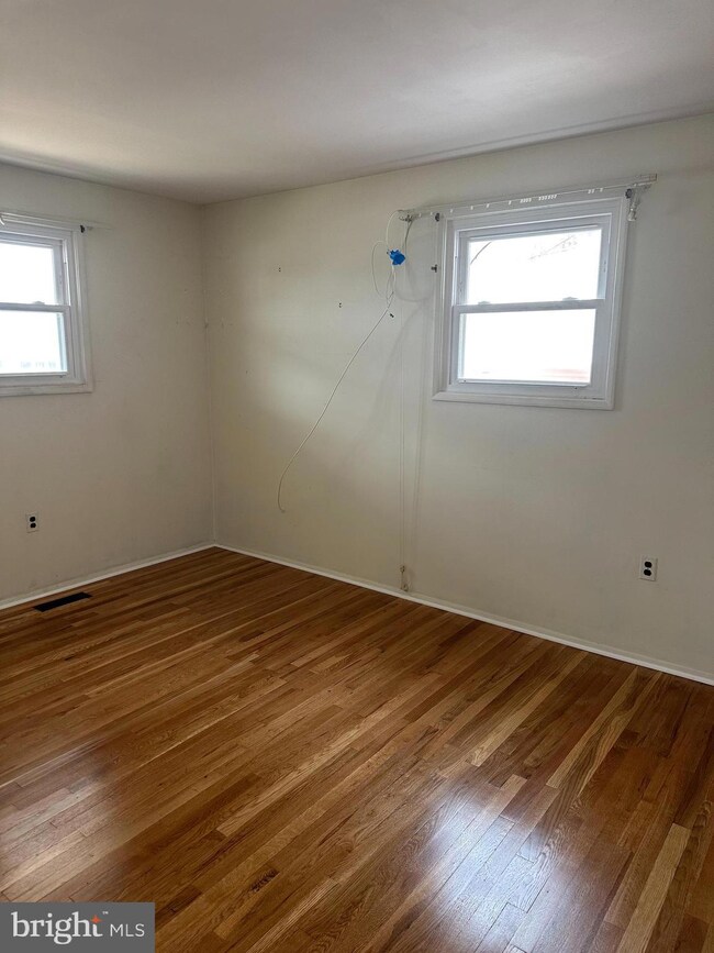 341 Park Hall S, Laurel, MD 20724 - photo 5