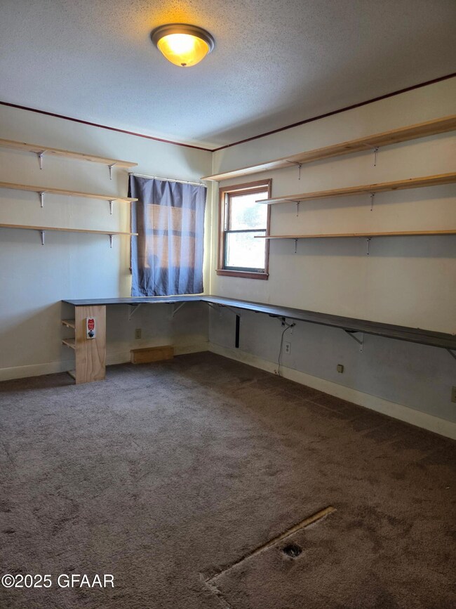 202 2nd St NW, Climax, MN 56523 - photo 2