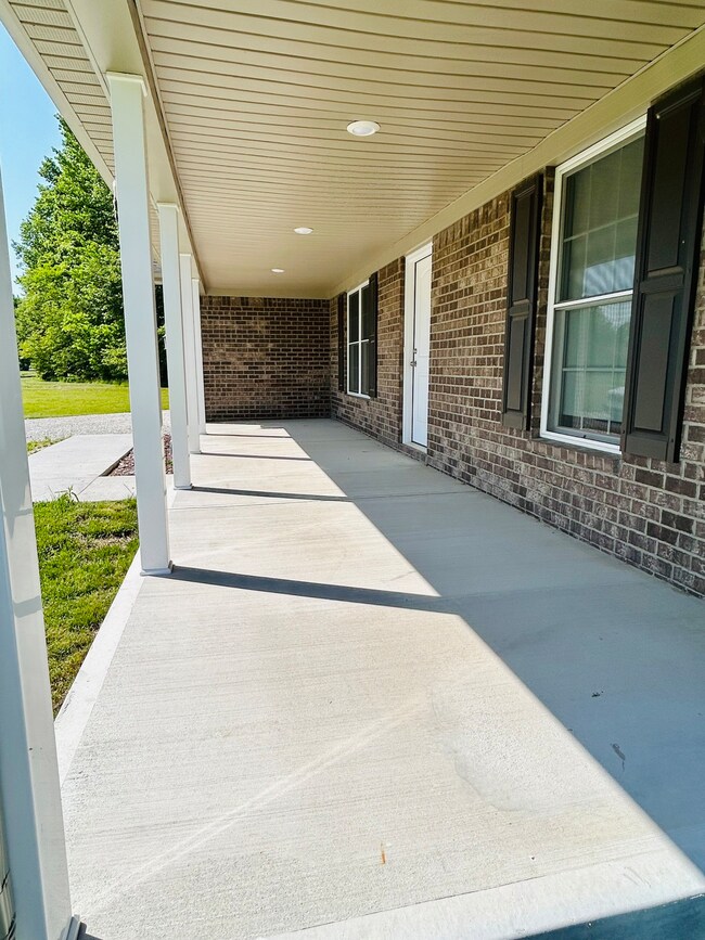 1017 E Allegheny Trail, Greensburg, IN 47240 - photo 6